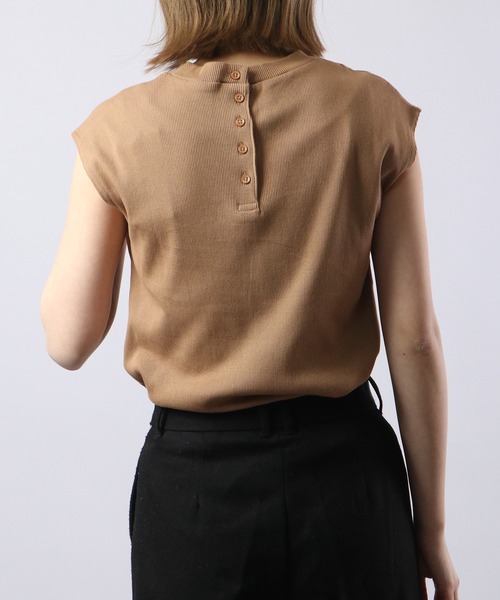 atONE(アットワン)の「atONE フレンチスリーブリブカットソー(Tシャツ/カットソー・レディース・ベージュ/ブラック/オフホワイト・4L~5L/LL~3L/M-L)」の22枚目の写真