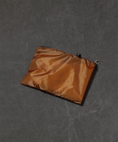 SABLE CLUTCH(セーブルクラッチ)の「ONE&SHOULDER BAG(L) - CORDURA/SEMI CLEAR(ショルダーバッグ)(ショルダーバッグ・メンズ・キャメル/カーキ/グレー/ブラック・ONE SIZE)」の10枚目の写真