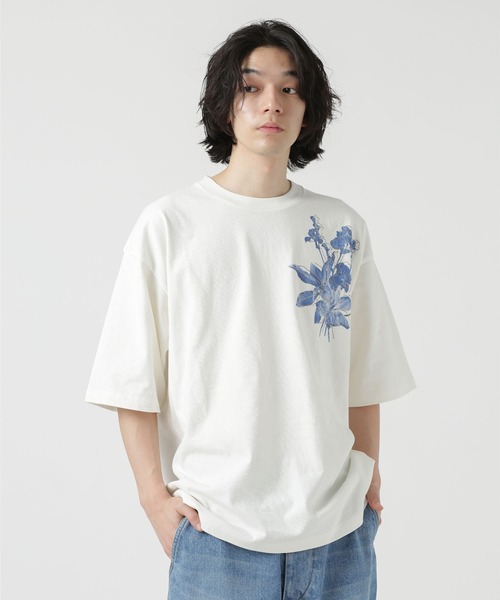 NANO universe（ナノユニバース）の「LB.04/フラワープリント刺繍Tシャツ（Tシャツ/カットソー・メンズ・ホワイト/ブルーグリーン/スミクロ・L/M/S）」の2枚目の写真