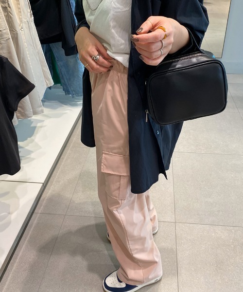 ISOOK（アイスー）の「Pink cargo pants / ピンクカーゴパンツ(miho select)（カーゴパンツ・レディース・ピンク・FREE）」の4枚目の写真