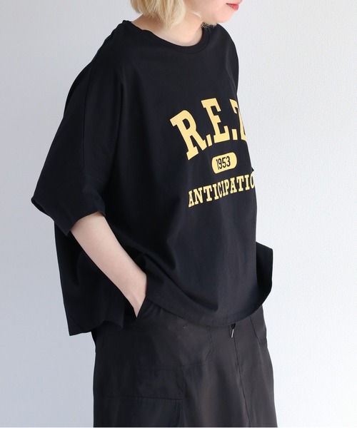 cepo(セポ)の「<新色追加>カレッジロゴポンチョTee(Tシャツ/カットソー・レディース・ブラック/オフホワイト/イエロー/ベージュ/ブラック系その他/ホワイト系その他/ベージュ系その他・M)」の4枚目の写真