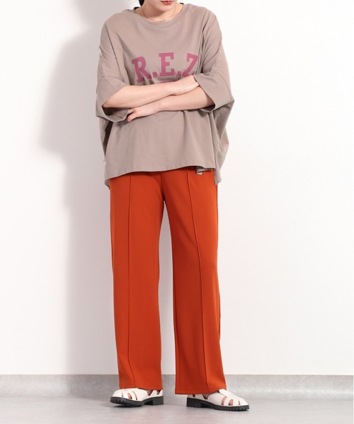 cepo(セポ)の「<新色追加>カレッジロゴポンチョTee(Tシャツ/カットソー・レディース・ブラック/オフホワイト/イエロー/ベージュ/ブラック系その他/ホワイト系その他/ベージュ系その他・M)」の11枚目の写真