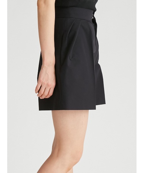 CELFORD（セルフォード）の「タックショートパンツ（その他