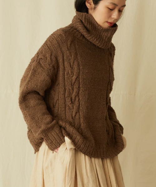【新品未使用】IKKUNA イクナ turtle-neck sweater 新品未使用】IKKUNA イクナ turtle-neck sweater