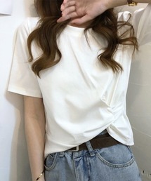 ツイストTシャツ