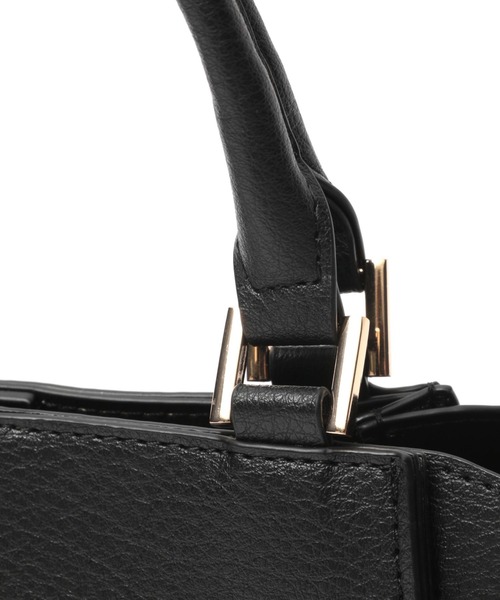 Elura（エルーラ）の「リュクスエアリー変形ショルダー（ハンドバッグ・レディース・ベージュ/ブラック系その他/ブラック/オフホワイト・ONE SIZE）」の19枚目の写真