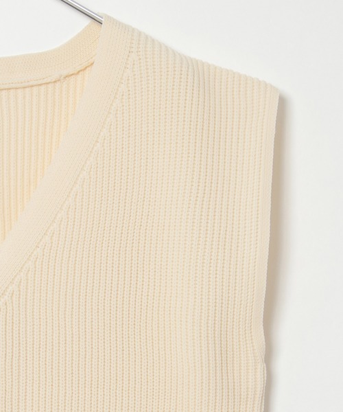 notch.（ノッチ）の「パールボタンベスト（ベスト・レディース・オフホワイト/ブラック/チャコールグレー・M）」の20枚目の写真