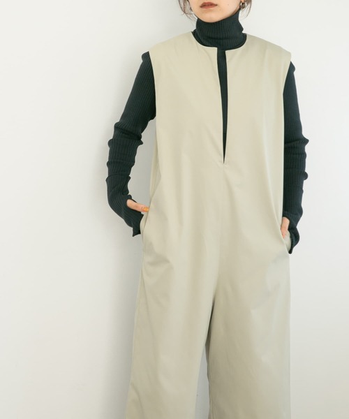 KBF(ケイビーエフ)の「キーネックサロペット(サロペット/オーバーオール・レディース・ブラック/ベージュ系その他・36/38)」の17枚目の写真