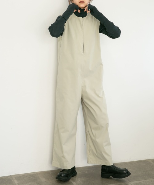 KBF(ケイビーエフ)の「キーネックサロペット(サロペット/オーバーオール・レディース・ブラック/ベージュ系その他・36/38)」の22枚目の写真