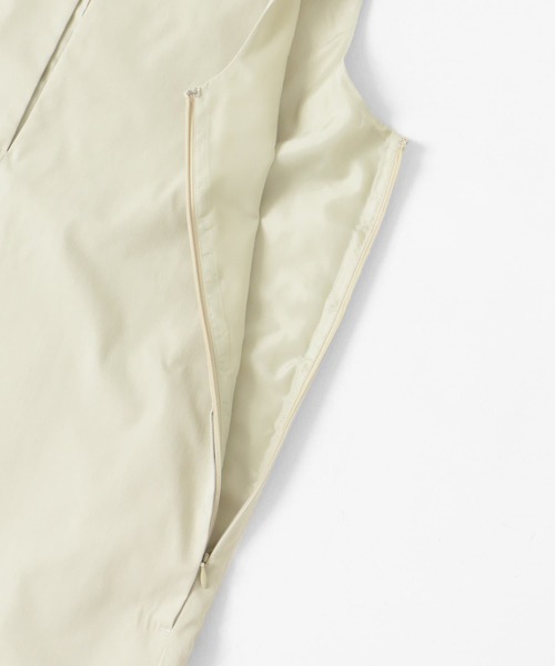 KBF(ケイビーエフ)の「キーネックサロペット(サロペット/オーバーオール・レディース・ブラック/ベージュ系その他・36/38)」の5枚目の写真