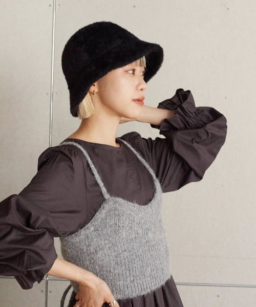 w closet（ダブルクローゼット）の「シャギーバケットハット（ハット・レディース・ブラック/アイボリー・FREE）」の7枚目の写真