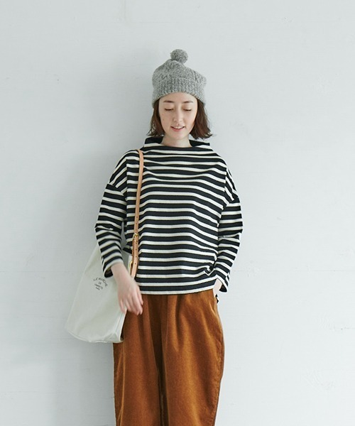 NARU FACTORY（ナルファクトリー）の「デラヴェボーダーポーセリンシャツ（Tシャツ/カットソー・レディース・ホワイト×ブラック/グレー×ホワイト/グレイッシュベージュ/ブラック×ホワイト・FREE）」の6枚目の写真