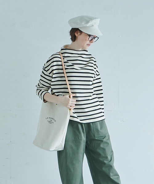 NARU FACTORY（ナルファクトリー）の「デラヴェボーダーポーセリンシャツ（Tシャツ/カットソー・レディース・ホワイト×ブラック/グレー×ホワイト/グレイッシュベージュ/ブラック×ホワイト・FREE）」の10枚目の写真