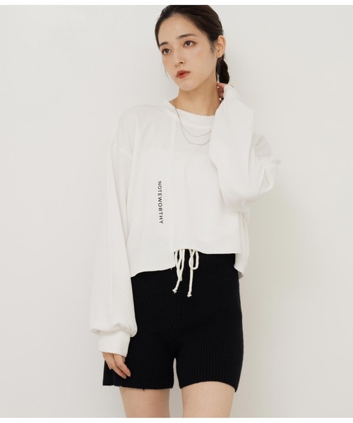 ANAP(アナップ)の「切り替えデザイン裏毛スウェットトレーナークルーネック長袖(スウェット・レディース・カーキ/ブラック/オフホワイト・FREE)」の7枚目の写真