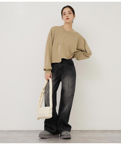 ANAP(アナップ)の「切り替えデザイン裏毛スウェットトレーナークルーネック長袖(スウェット・レディース・カーキ/ブラック/オフホワイト・FREE)」の21枚目の写真