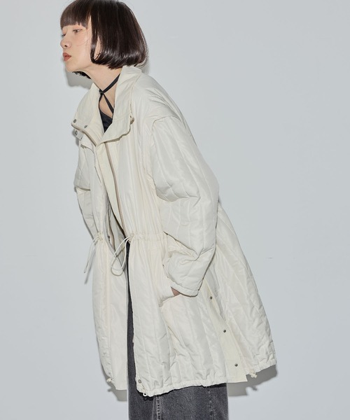 ELLEgirl（エルガール）の「マルチウェイリバーシブル中綿コート【ELLEgirl/エル ガール】（ダウンジャケット/コート・レディース・ブラック/アイボリー/オフホワイト/ブラック系その他・FREE）」の16枚目の写真