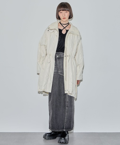 ELLEgirl（エルガール）の「マルチウェイリバーシブル中綿コート【ELLEgirl/エル ガール】（ダウンジャケット/コート・レディース・ブラック/アイボリー/オフホワイト/ブラック系その他・FREE）」の21枚目の写真