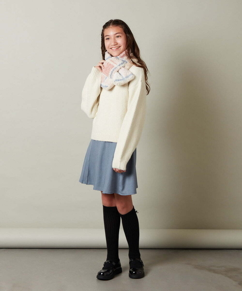 a.v.v（アーヴェヴェ）の「[KIDS]【2WAY】チェックボアリバーシブルマフラー（マフラー・キッズ・ライトブルー/ライトピンク/ベージュ・120）」の7枚目の写真