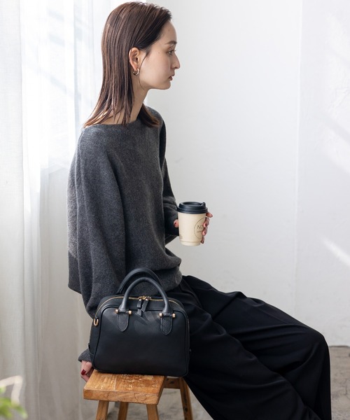 VitaFelice（ヴィータフェリーチェ）の「本革2wayスクエアミニバッグ（トートバッグ・レディース・ブラック/ボルドー/ブラウン系/オフホワイト・FREE）」の18枚目の写真