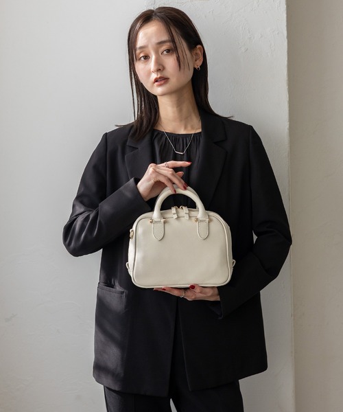 VitaFelice（ヴィータフェリーチェ）の「本革2wayスクエアミニバッグ（トートバッグ・レディース・ブラック/ボルドー/ブラウン系/オフホワイト・FREE）」の9枚目の写真