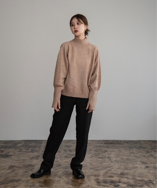Amiur(エミレ)の「alpaca touch volume sleeve knit / アルパカタッチボリュームスリーブニット(ニット/セーター・レディース・アイボリー/ブラック/ベージュ・FREE)」の10枚目の写真
