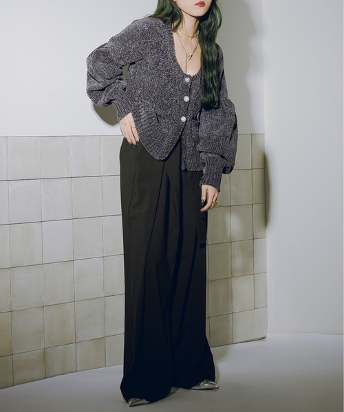 Ezick（エジック）の「Deep U ベロアモールビジューカーディガン