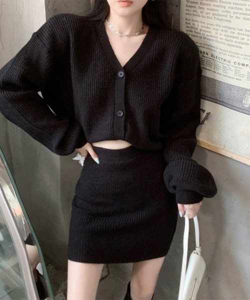 Miniministore(ミニミニストア)の「ニットセットアップ レディース 秋冬韓国(アンサンブル・レディース・グレー/ブラック/ベージュ・フリー)」の2枚目の写真