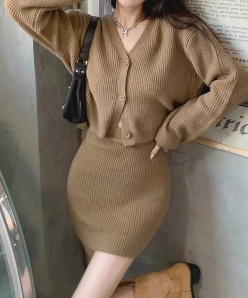 Miniministore(ミニミニストア)の「ニットセットアップ レディース 秋冬韓国(アンサンブル・レディース・グレー/ブラック/ベージュ・フリー)」の7枚目の写真