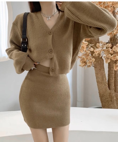 Miniministore(ミニミニストア)の「ニットセットアップ レディース 秋冬韓国(アンサンブル・レディース・グレー/ブラック/ベージュ・フリー)」の10枚目の写真
