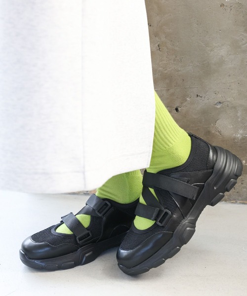 LEPSIM（レプシィム）の「ベルトボリュームスニーカー　991930（スニーカー・レディース・ブラック/オフホワイト/ベージュ・MEDIUM/LARGE）」の13枚目の写真