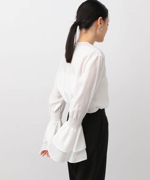 A part by（アパートバイ）の「スリーブフリルブラウス（シャツ/ブラウス・レディース・オフホワイト/ブラック・FREE）」の4枚目の写真