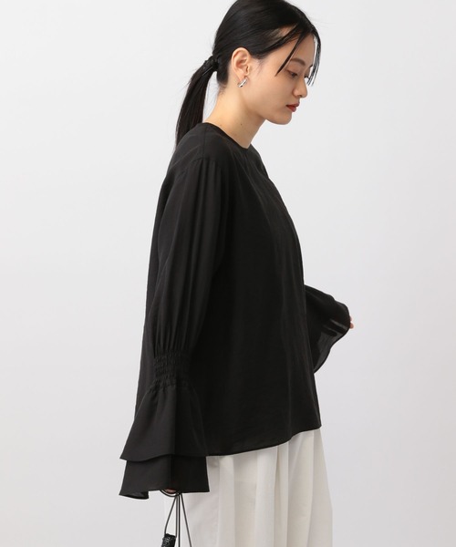 A part by（アパートバイ）の「スリーブフリルブラウス（シャツ/ブラウス・レディース・オフホワイト/ブラック・FREE）」の6枚目の写真