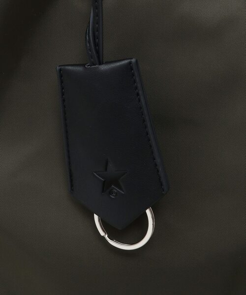 CONVERSE TOKYO（コンバーストウキョウ）の「BIG NYLON GATHER TOTE BAG（トートバッグ・レディース・ブラック/カーキ・FREE）」の11枚目の写真