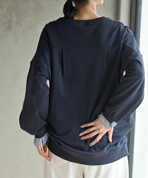 rps（アールピーエス）の「袖布帛切替裏毛チュニック（チュニック・レディース・アイボリー/サックスブルー/ブラック/ネイビー/グレイッシュブルー/ブラック系その他2/チャコールグレー・フリー）」の11枚目の写真