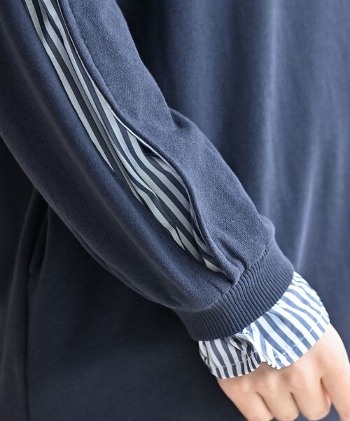 rps（アールピーエス）の「袖布帛切替裏毛チュニック（チュニック・レディース・アイボリー/サックスブルー/ブラック/ネイビー/グレイッシュブルー/ブラック系その他2/チャコールグレー・フリー）」の10枚目の写真