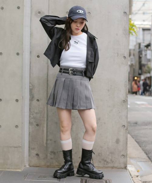 SPINNS(スピンズ)の「2ベルト付き ボックスプリーツミニスカート(スカート・レディース・ブラック/チャコール/ベージュ・M/S)」の16枚目の写真