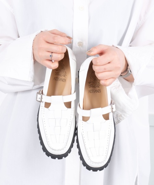 ARTESANOS（アルテサノス）の「【ARTESANOS/アルテサノス】ローファー パンプス レザーシューズ（ローファー・レディース・ブラック/ホワイト/ダークブラウン・36/37/38）」の5枚目の写真