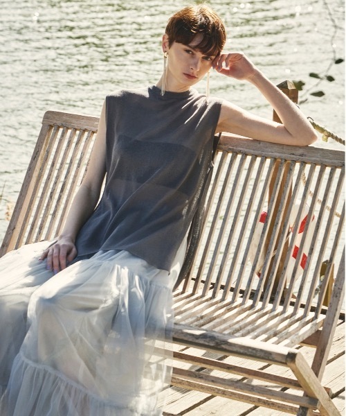 LA BELLE ETUDE(ラベルエチュード)の「シアークルーネックノースリーブニット(Tシャツ/カットソー・レディース・ブラック/グレー/ホワイト/パープル/ライトグレー・FREE)」の21枚目の写真