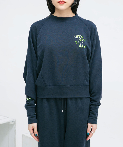 KBF(ケイビーエフ)の「ネップスウェット(Tシャツ/カットソー・レディース・オフホワイト/ネイビー・ONE)」の19枚目の写真