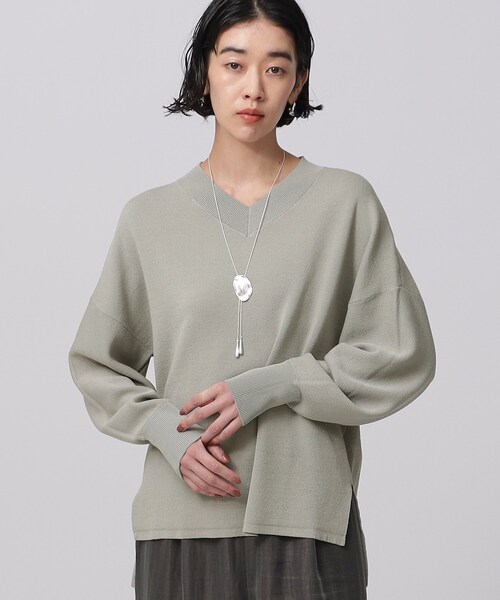 GALLEST（ギャレスト）の「◆ボリュームスリーブVネックニット（ニット/セーター・レディース・グレー/イエロー系その他/ホワイト系/グリーン系・38/34）」の3枚目の写真