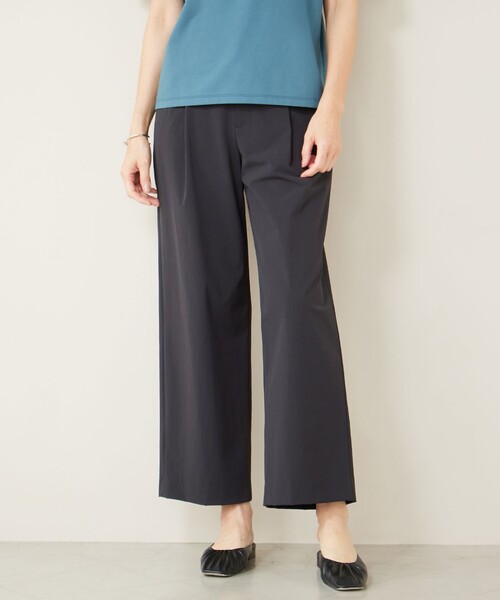 J.PRESS Ladies（J.プレス レディス）の「【洗える・撥水・接触冷感】アウトフィッター ワイド パンツ（その他パンツ・レディース・グレー系/ブラック系・S/XS/XXS）」の2枚目の写真