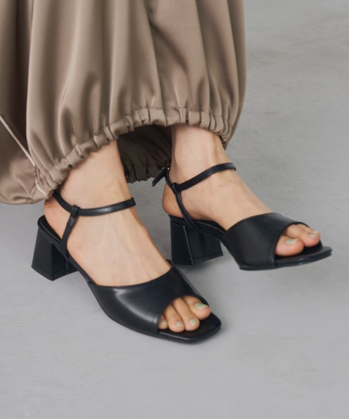 Aunt Marie's（アントマリーズ）の「ストラップカラーヒールサンダル（サンダル・レディース・レッド/ホワイト/ブラック/シルバー・L/M/S）」の22枚目の写真