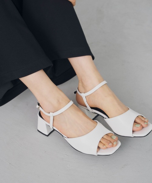 Aunt Marie's（アントマリーズ）の「ストラップカラーヒールサンダル（サンダル・レディース・レッド/ホワイト/ブラック/シルバー・L/M/S）」の8枚目の写真