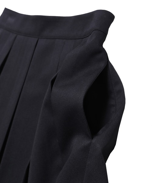 PUNYUS（プニュズ）の「ボックスプリーツミニスカート（スカート・レディース・ブラック/グレー・1/2/3/4）」の10枚目の写真