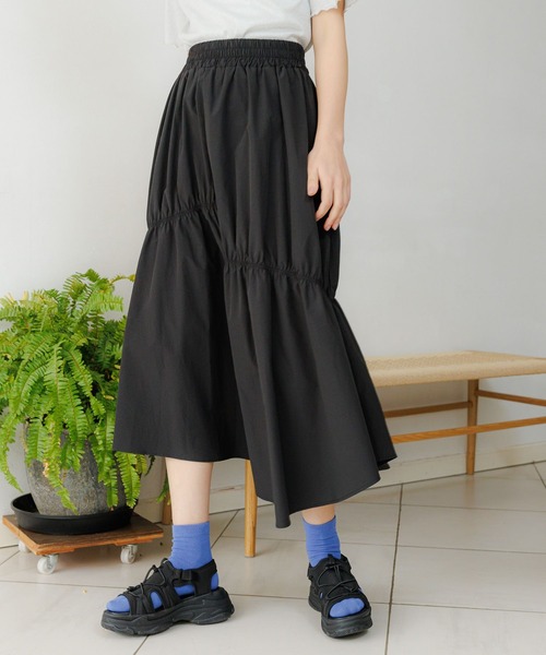 LAKOLE（ラコレ）の「アシメティアードスカート / 112933（スカート・レディース・レモンイエロー/ブラック/スカイブルー・FREE）」の2枚目の写真