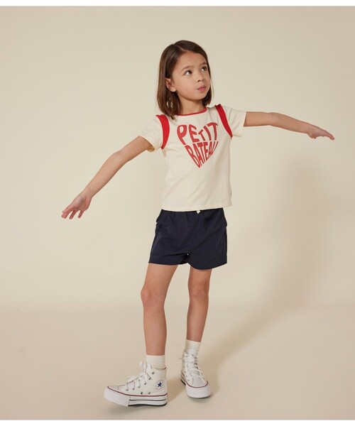 PETIT BATEAU(プチバトー)の「プリント半袖Tシャツ(Tシャツ/カットソー・キッズ・オフホワイト・4YEAR/5YEAR/3YEAR)」の2枚目の写真