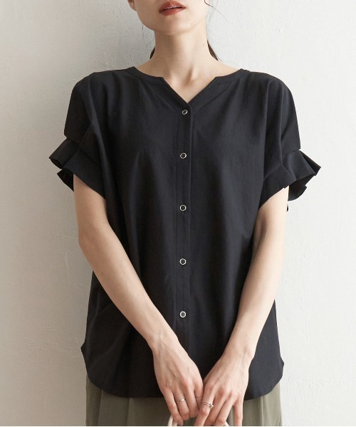 ikka（イッカ）の「前後2WAY袖タックプルオーバー（Tシャツ/カットソー・レディース・ネイビー/ブルー/エメラルド/ライトグレー/ブラック・M/L/S）」の2枚目の写真