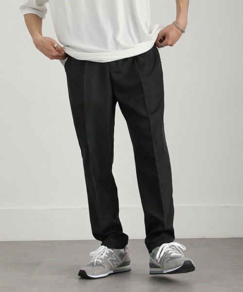 ZIP FIVE（ジップファイブ）の「【ZIP FIVE】 ドレープ テーパード シルエット スラックス（スラックス・メンズ・ブラック/ベージュ/インディゴブルー/チャコール/オフホワイト/オリーブ・MEDIUM/LARGE/X-LARGE）」の2枚目の写真