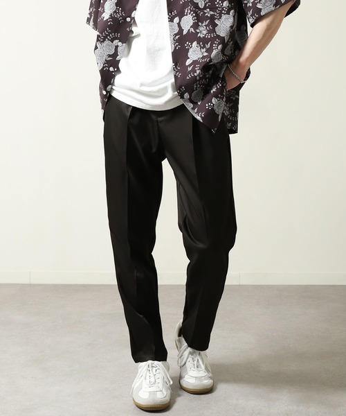 ZIP FIVE（ジップファイブ）の「【ZIP FIVE】 ドレープ テーパード シルエット スラックス（スラックス・メンズ・ブラック/ベージュ/インディゴブルー/チャコール/オフホワイト/オリーブ・MEDIUM/LARGE/X-LARGE）」の15枚目の写真