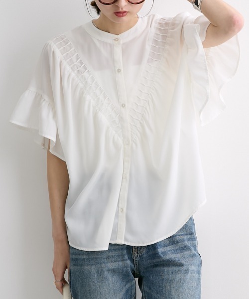 nissen（ニッセン）の「フリル袖デザインブラウス（シャツ/ブラウス・レディース・ブラック/オフホワイト/グレイッシュベージュ・S/M/LL/L）」の22枚目の写真